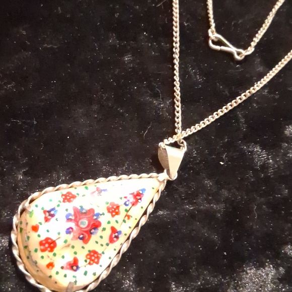 Vintage Handcrafted Persian Silver Pendant with Colorful Bird Design. 18 In Long - Picture 5 of 8